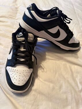 Nike Dunks panda Women’s  Black/White Low-Top Casual Sneakers Sz 8.5